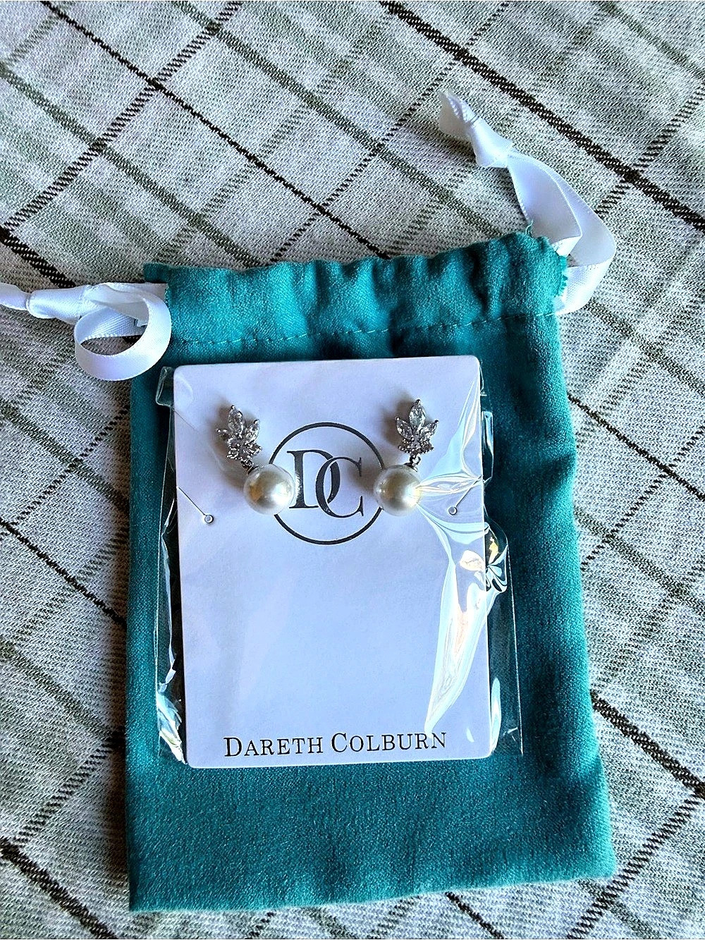 Dareth Colburn Peyton Pearl Drop Earrings White & Silver NWT